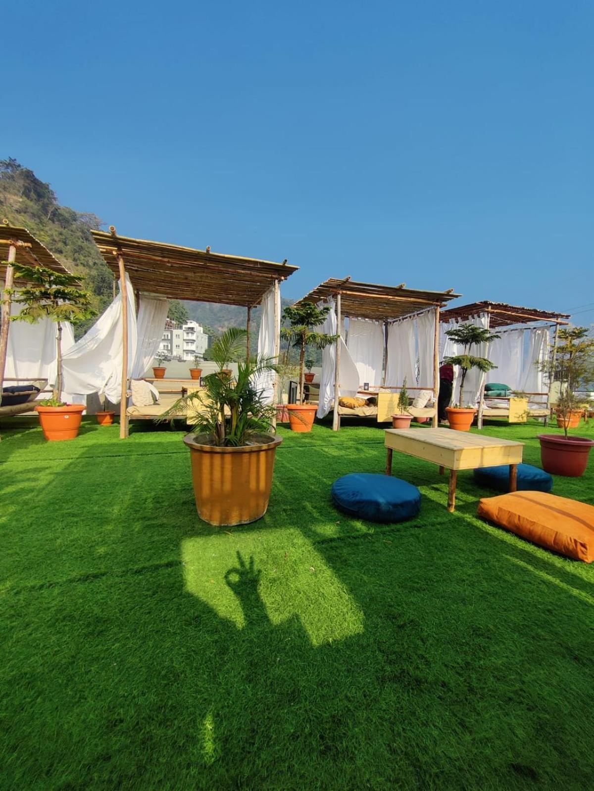 Hotel Aqua Vibes Rishīkesh Buitenkant foto